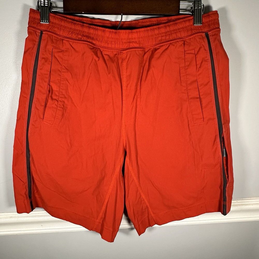 Lululemon Pace Breaker Shorts 9" Lined‎ Mens Small Red Gym Octagon Old Logo
